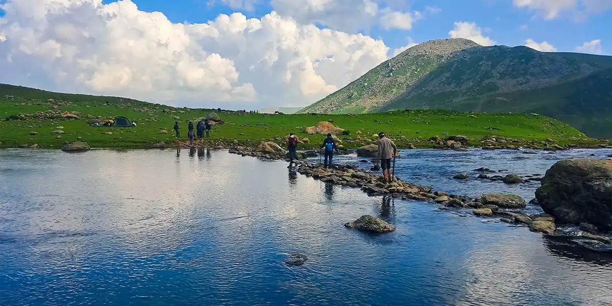 Best Time to Trek in Kashmir
